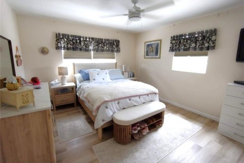 Casa en venta en Redington Beach, Florida, 3 dormitorios, 116.69 m2 № 1813687 - foto 17