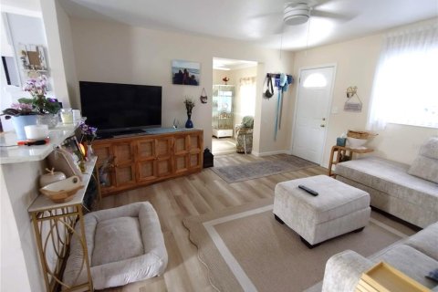 Casa en venta en Redington Beach, Florida, 3 dormitorios, 116.69 m2 № 1813687 - foto 6