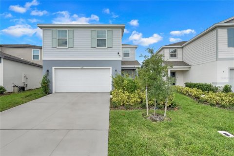 House in CAGAN CROSSINGS in Clermont, Florida 5 bedrooms, 242.94 sq.m. № 1352803 - photo 3