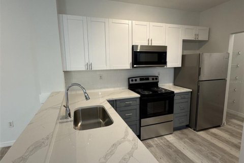Condo in Saint Augustine, Florida, 1 bedroom № 2105981 - photo 5