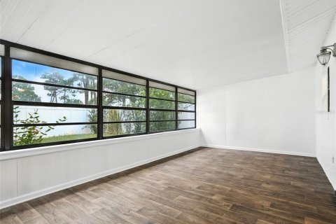 Duplex in Edgewater, Florida 2 bedrooms, 122.17 sq.m. № 1908039 - photo 20