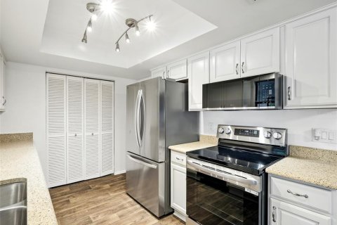 Duplex in Edgewater, Florida 2 bedrooms, 122.17 sq.m. № 1908039 - photo 18
