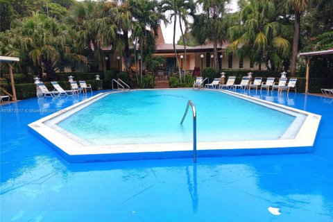 Condo in Lauderdale Lakes, Florida, 2 bedrooms  № 1922717 - photo 13