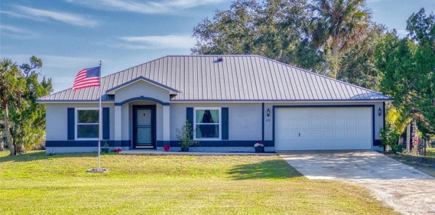 House in New Smyrna Beach, Florida 4 bedrooms, 186.55 sq.m. № 1533954