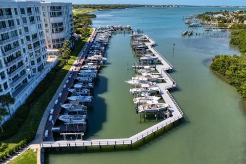 Condominio en venta en Belleair, Florida, 2 dormitorios, 123.1 m2 № 2094211 - foto 9