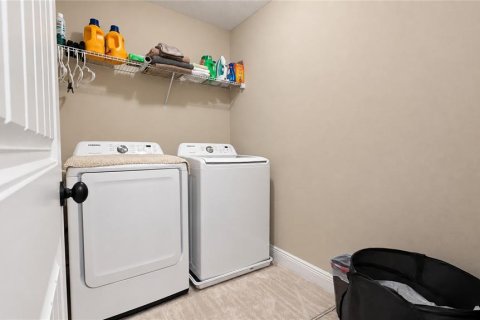 Townhouse in Orlando, Florida 3 bedrooms, 209.03 sq.m. № 2393842 - photo 20