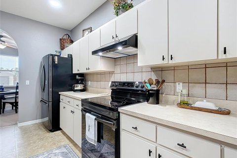 Купить виллу или дом в Лейкленд, Флорида 8 комнат, 189.15м2, № 1677960 - фото 4