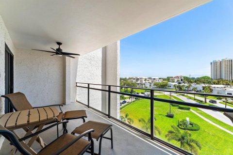 Condo in North Palm Beach, Florida, 2 bedrooms № 2249743 - photo 27