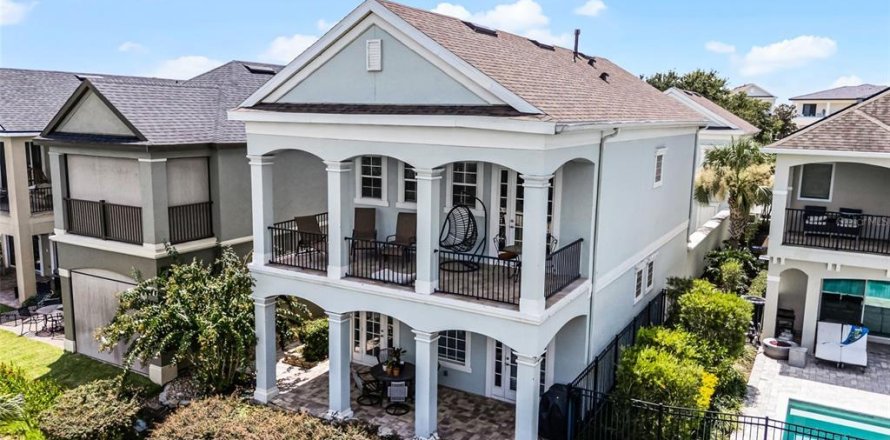 House in Four Corners, Florida 4 bedrooms, 253.16 sq.m. № 1876443