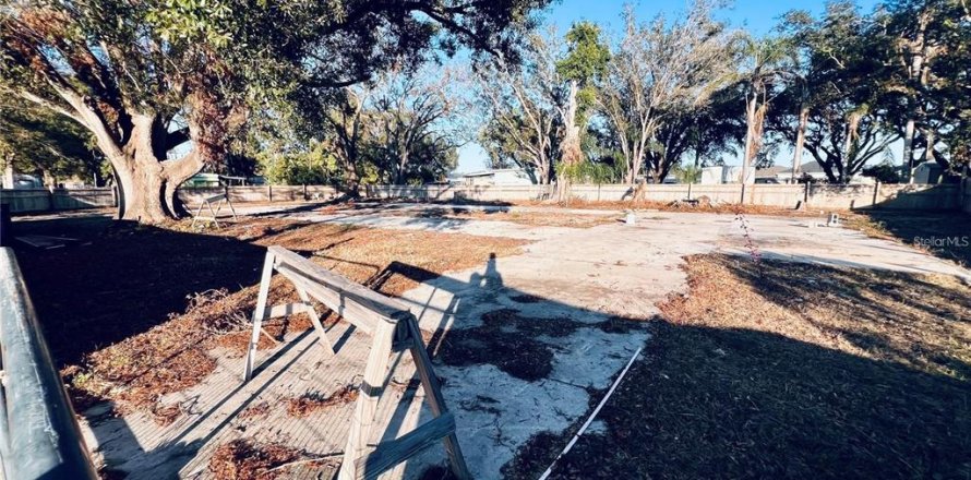 Terreno en Ruskin, Florida № 2118470