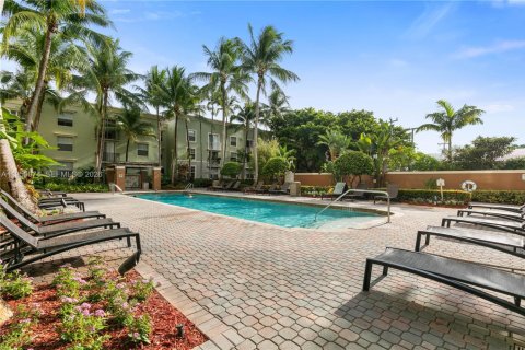 Condominio en venta en Hollywood, Florida, 2 dormitorios, 104.14 m2 № 2017896 - foto 24