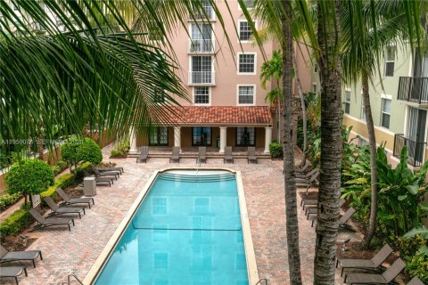 Condominio en venta en Hollywood, Florida, 2 dormitorios, 104.14 m2 № 2017896 - foto 19