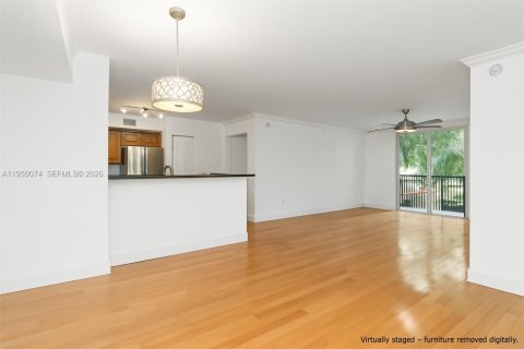 Condominio en Hollywood, Florida, 2 dormitorios  № 2017896