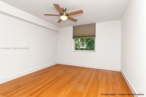 Condominio en venta en Hollywood, Florida, 2 dormitorios, 104.14 m2 № 2017896 - foto 9