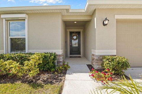 Casa en venta en Auburndale, Florida, 4 dormitorios, 184.78 m2 № 2116461 - foto 2