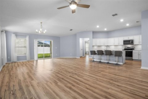 Casa en venta en Auburndale, Florida, 4 dormitorios, 184.78 m2 № 2116461 - foto 6