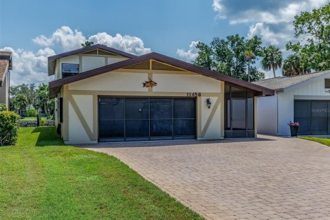 Villa ou maison à vendre à Homosassa, Floride: 3 chambres, 174.1 m2 № 1907162 - photo 1