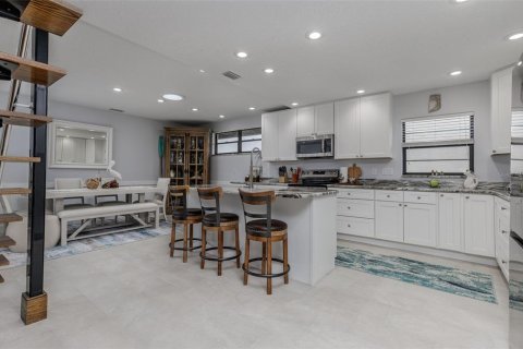 Villa ou maison à vendre à Homosassa, Floride: 3 chambres, 174.1 m2 № 1907162 - photo 10
