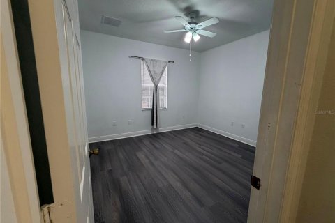 Condo in Winter Garden, Florida, 3 bedrooms № 2227179 - photo 19