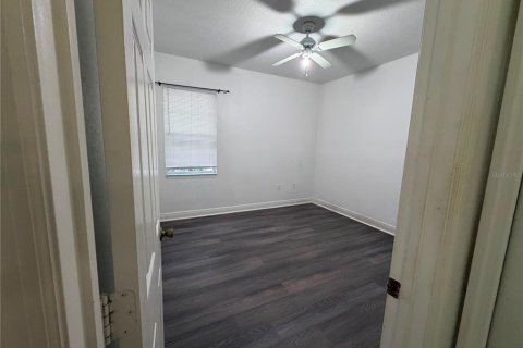 Condo in Winter Garden, Florida, 3 bedrooms № 2227179 - photo 15