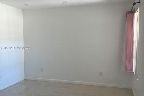 Condo in Miami, Florida, 2 bedrooms  № 2052891 - photo 12