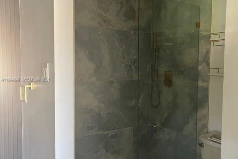 Condo in Miami, Florida, 2 bedrooms  № 2052891 - photo 24