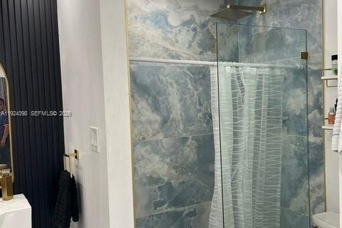 Condo in Miami, Florida, 2 bedrooms  № 2052891 - photo 22