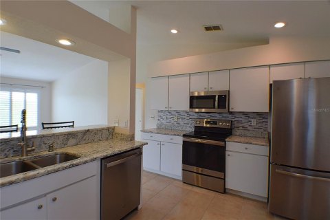 Casa en venta en San Antonio, Florida, 2 dormitorios, 115.76 m2 № 1918630 - foto 13