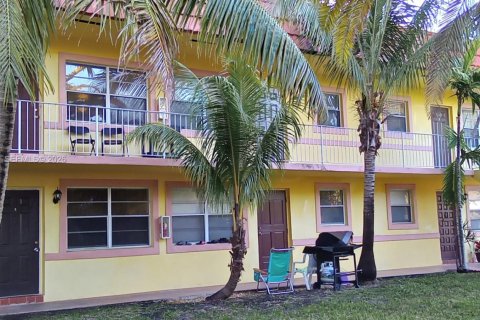 Appartement à Hollywood, Floride 1 chambre, 69.68 m2 № 2178190