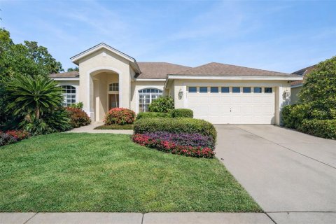 Casa en Mount Dora, Florida 3 dormitorios, 181.07 m2 № 2151411
