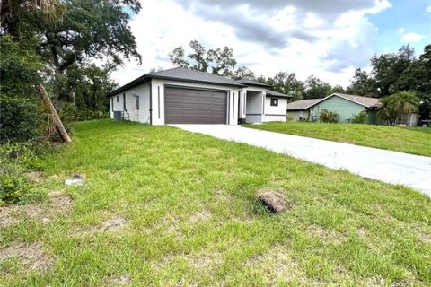 Casa en venta en North Port, Florida, 3 dormitorios, 160.16 m2 № 2214073 - foto 3