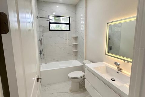 Casa en venta en North Port, Florida, 3 dormitorios, 160.16 m2 № 2214073 - foto 27
