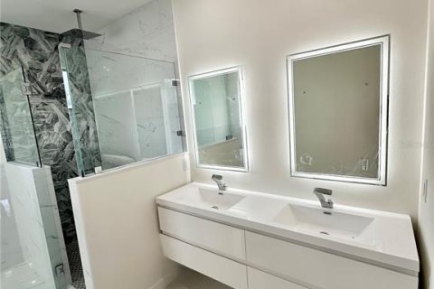 Casa en venta en North Port, Florida, 3 dormitorios, 160.16 m2 № 2214073 - foto 19