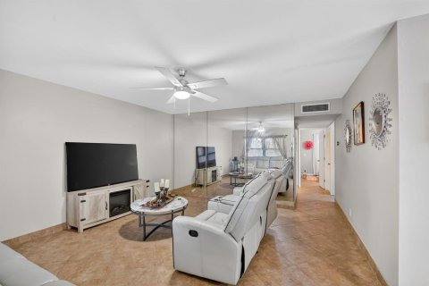 Купить кондоминиум в Делрей-Бич, Флорида 4 комнаты, 83.8м2, № 2262065 - фото 4
