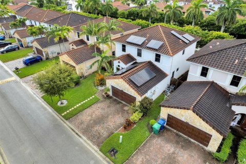 Купить виллу или дом в Майами, Флорида 4 спальни, 241.73м2, № 1933136 - фото 6