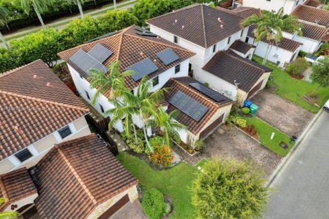 Купить виллу или дом в Майами, Флорида 4 спальни, 241.73м2, № 1933136 - фото 7