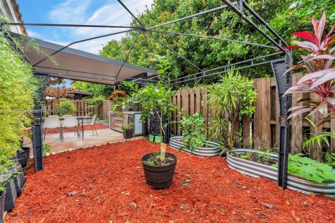 Купить виллу или дом в Майами, Флорида 4 спальни, 241.73м2, № 1933136 - фото 26