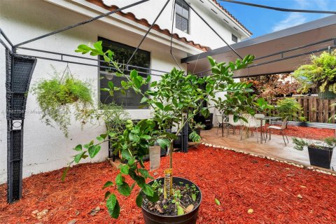 Купить виллу или дом в Майами, Флорида 4 спальни, 241.73м2, № 1933136 - фото 27