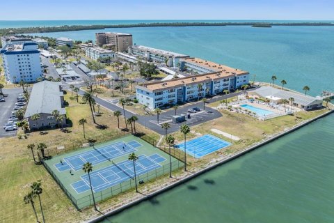 Condo in Dunedin, Florida, 2 bedrooms № 2203084 - photo 22