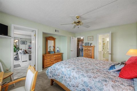 Condo in Dunedin, Florida, 2 bedrooms № 2203084 - photo 12