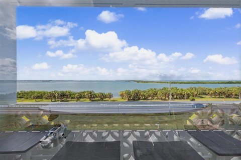 Condo in Dunedin, Florida, 2 bedrooms № 2203084 - photo 19