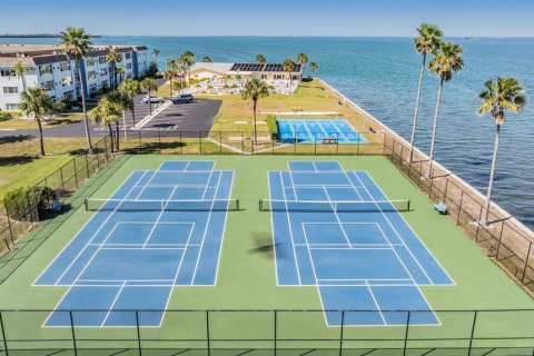 Condo in Dunedin, Florida, 2 bedrooms № 2203084 - photo 26