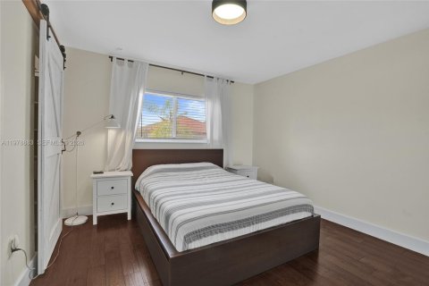 Touwnhouse à louer à Miami, Floride: 2 chambres, 120.77 m2 № 2046423 - photo 21