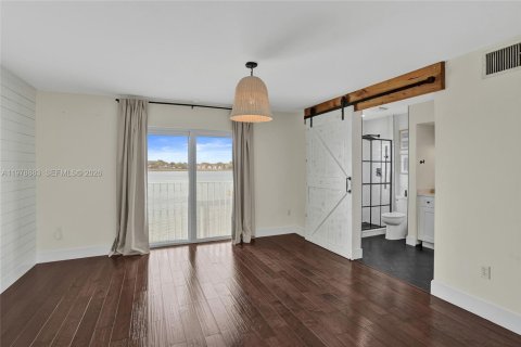 Touwnhouse à louer à Miami, Floride: 2 chambres, 120.77 m2 № 2046423 - photo 25