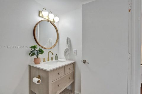 Touwnhouse à louer à Miami, Floride: 2 chambres, 120.77 m2 № 2046423 - photo 15