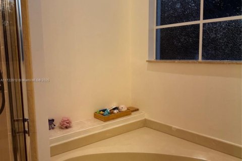 Townhouse in Boynton Beach, Florida 3 bedrooms, 171.13 sq.m. № 1937398 - photo 11