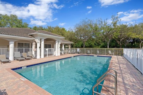 Adosado en venta en Boynton Beach, Florida, 3 dormitorios, 171.13 m2 № 1937398 - foto 2