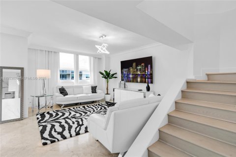 Copropriété à louer à Boca Raton, Floride: 2 chambres, 168.71 m2 № 2153276 - photo 3
