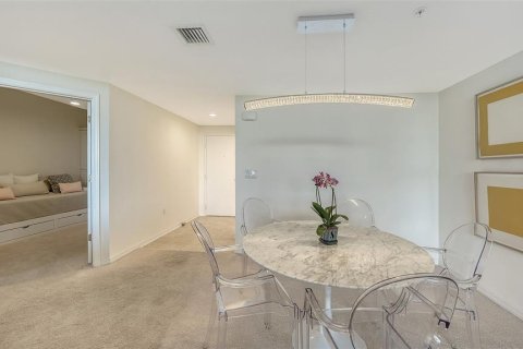 Купить кондоминиум в Сарасота, Флорида 5 комнат, 157.93м2, № 1578195 - фото 8
