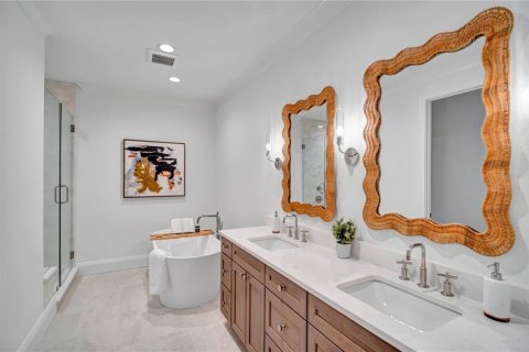 Adosado en venta en Tampa, Florida, 4 dormitorios, 319.21 m2 № 2196548 - foto 28